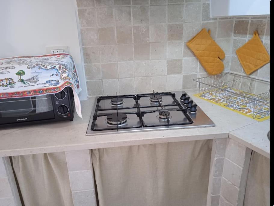 Piccola Pietra Apartment มาร์ตินาฟรังกา ภายนอก รูปภาพ